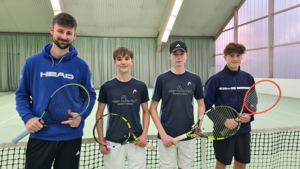 v.l.: Tim Horstmann, Michael Gaadt, Felix Caspar Moll, Leo Mühlenhoff