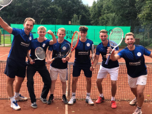 Auf- und Abstiege nach einer turbulenten Saison