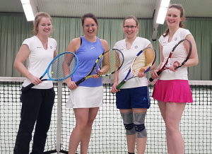 v.l. Philine Vogelsang, Ramona Bensmann, Annika Peschke, Clarissa Hülsmann - Es fehlt: Janine Wansing