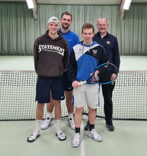 Damen I und Herren I gewinnen klar