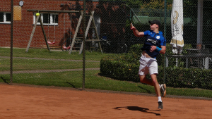 Jörn Spahn gewann sein Einzel in zwei Sätzen