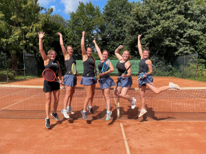 Wiederaufstieg der Damen I